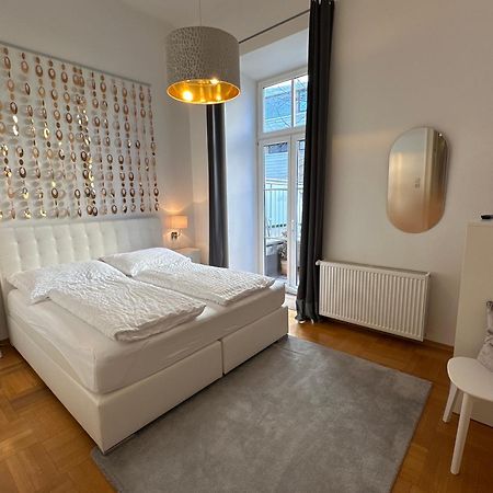 Kristall Doppelzimmer Direkt Im Zentrum, Balkon Бад-Ішль Екстер'єр фото